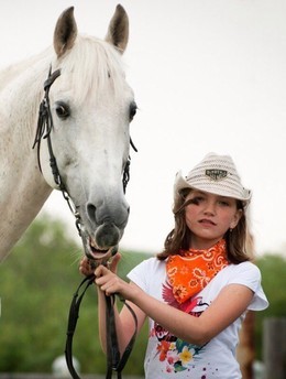Детский конный лагерь "Осень в Конеграде"
