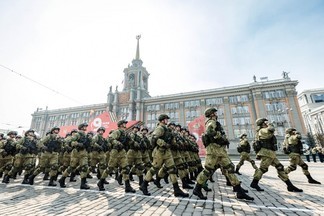 Центр Екатеринбурга перекроют на время репетиций парада Победы