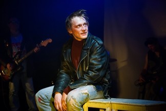 Музыкант и актёр из Екатеринбурга снялся в кинопроекте про 90-е