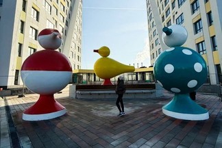 В центре Екатеринбурга установили огромные скульптуры птиц