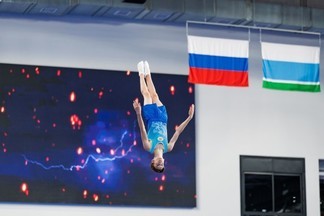 В столице Урала стартовал чемпионат России по прыжкам на батутах