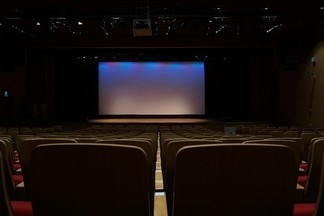 Участники паблик-арт-программы «ЧО» преобразят площадь перед старейшим кинотеатром города
