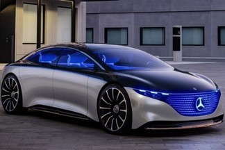 Гость из будущего: Mercedes выпустил первый электроседан премиум-класса