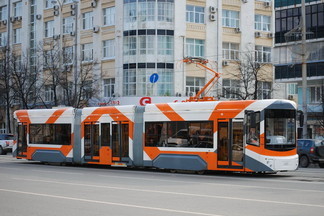 Мэрия Екатеринбурга закупит 80 трамваев и 30 автобусов