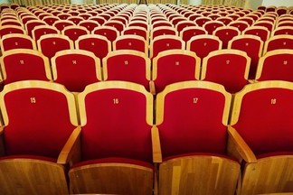 В «Ночь театрального искусства» уральцы смогут бесплатно посетить спектакли и экскурсии по закулисью