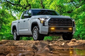 Toyota представила обновленный пикап Tundra