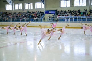 Лучшие команды по синхронному фигурному катанию на коньках сразятся за кубок Свердловской области