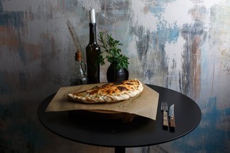 В старой мастерской художника на Малышева откроется питерская пиццерия Camorra Pizza e Birra
