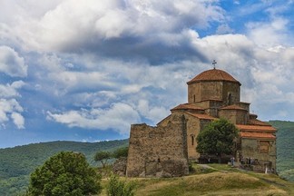 Из Кольцово запустят дополнительные прямые рейсы в Грузию