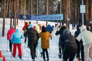 Более 12,5 тысяч екатеринбуржцев приняли участие в массовой лыжной гонке