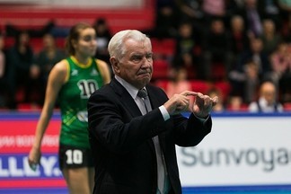 В Ельцин центре покажут документальный фильм, посвященный легендарному волейбольному тренеру Николаю Карполю