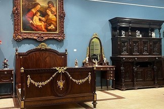 На выставке в Екатеринбурге представили мебель знаменитого краснодеревщика XIX века