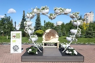В Екатеринбурге стартует фестиваль цветочных композиций «Белый цветок- 2022»