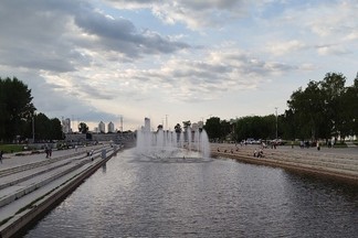 В центре города запустят танцующий фонтан и лазерное шоу