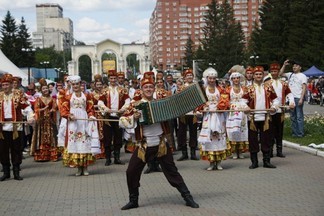 Сладкий чак-чак, куреш и скачки: как на Урале отметят Сабантуй