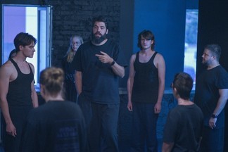 От спектакля в настоящей квартире до восьмичасовых  «Братьев Карамазовых»: в ЦСД стартует новый театральный сезон