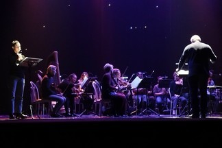 Актриса Ирина Апексимова представила в Екатеринбурге обновленную версию моноспектакля «Поэма без героя»