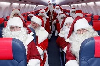 Пассажирам в костюме Деда Мороза предоставят бесплатный авиаперелёт