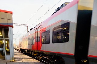 Между Екатеринбургом и Челябинском запустят дополнительные поезда