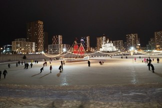 На открытии катка в Академическом устроят праздничный фейерверк
