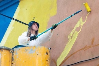 Жители города примут участие в росписи 128-метровой стены на Эльмаше