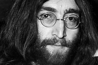 Фортепиано Джона Леннона продали на аукционе за $575 тысяч