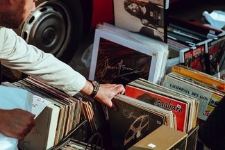 В столице Урала запускают «Школу коллекционера»