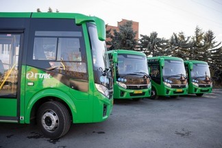 По улицам уральской столицы начали курсировать 14 новых автобусов