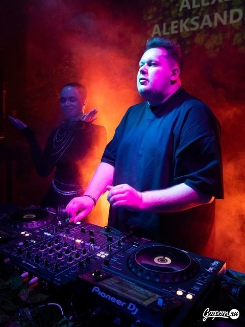 Вечеринка в Le Bourg, фото № 242