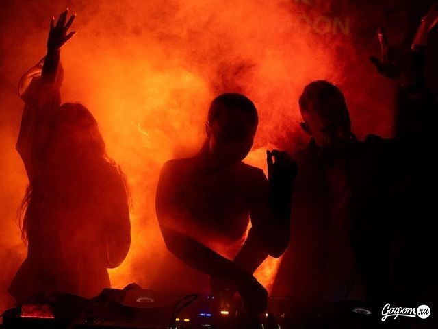 Вечеринка в Le Bourg, фото № 4