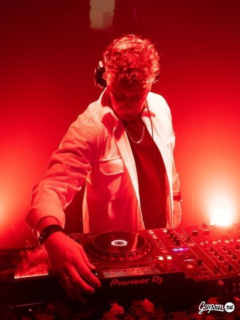 Вечеринка в Le Bourg, фото № 187