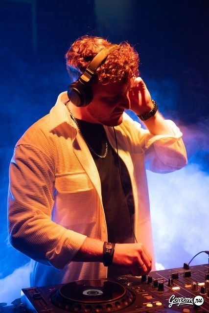 Вечеринка в Le Bourg, фото № 185