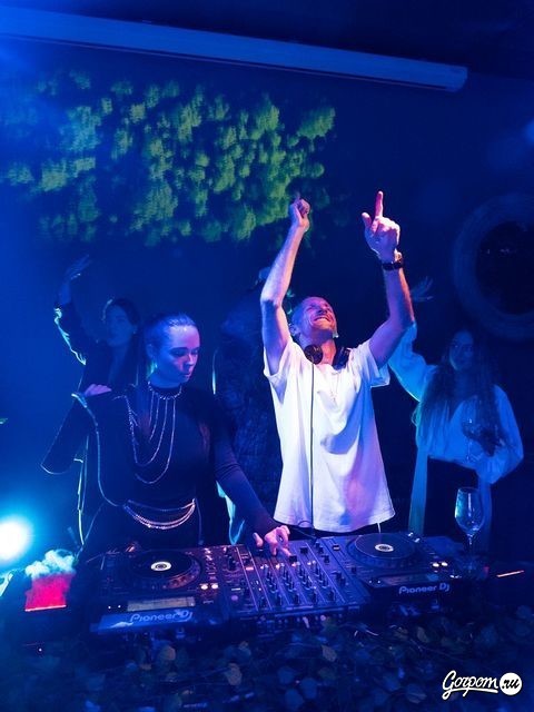 Вечеринка в Le Bourg, фото № 76