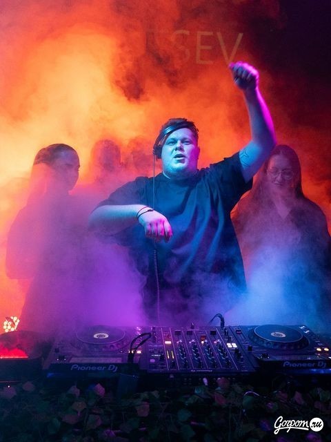 Вечеринка в Le Bourg, фото № 236