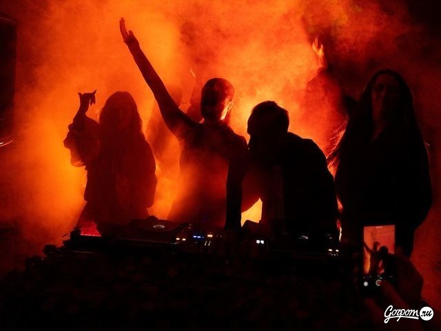 Вечеринка в Le Bourg, фото № 7