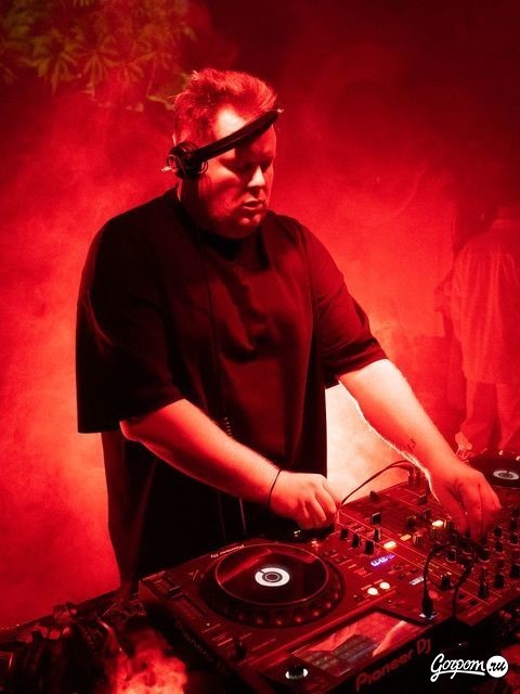 Вечеринка в Le Bourg, фото № 231