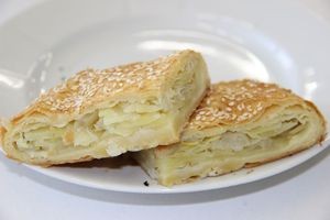 Масленица Пирог слоеный с картофелем - фото 1